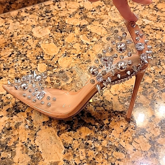 Absolutely stunning Steve Madden high heels. NEW. Size 7.5. - Picture 10 of 11